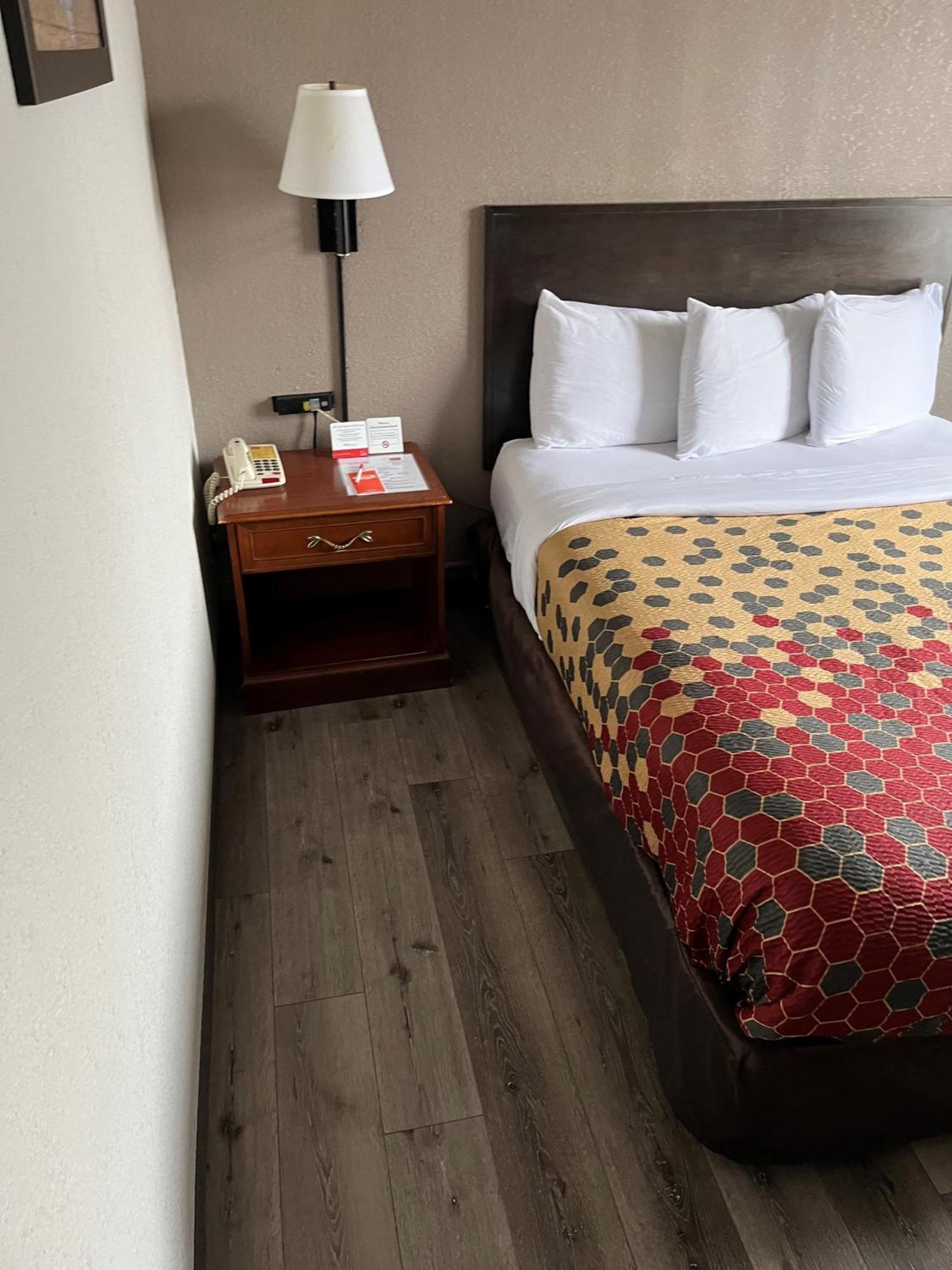 דמפרייס Red Carpet Inn Quantico מראה חיצוני תמונה